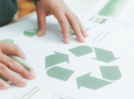 Wat is milieuvriendelijker: een houten buitenkeuken of een stalen variant?